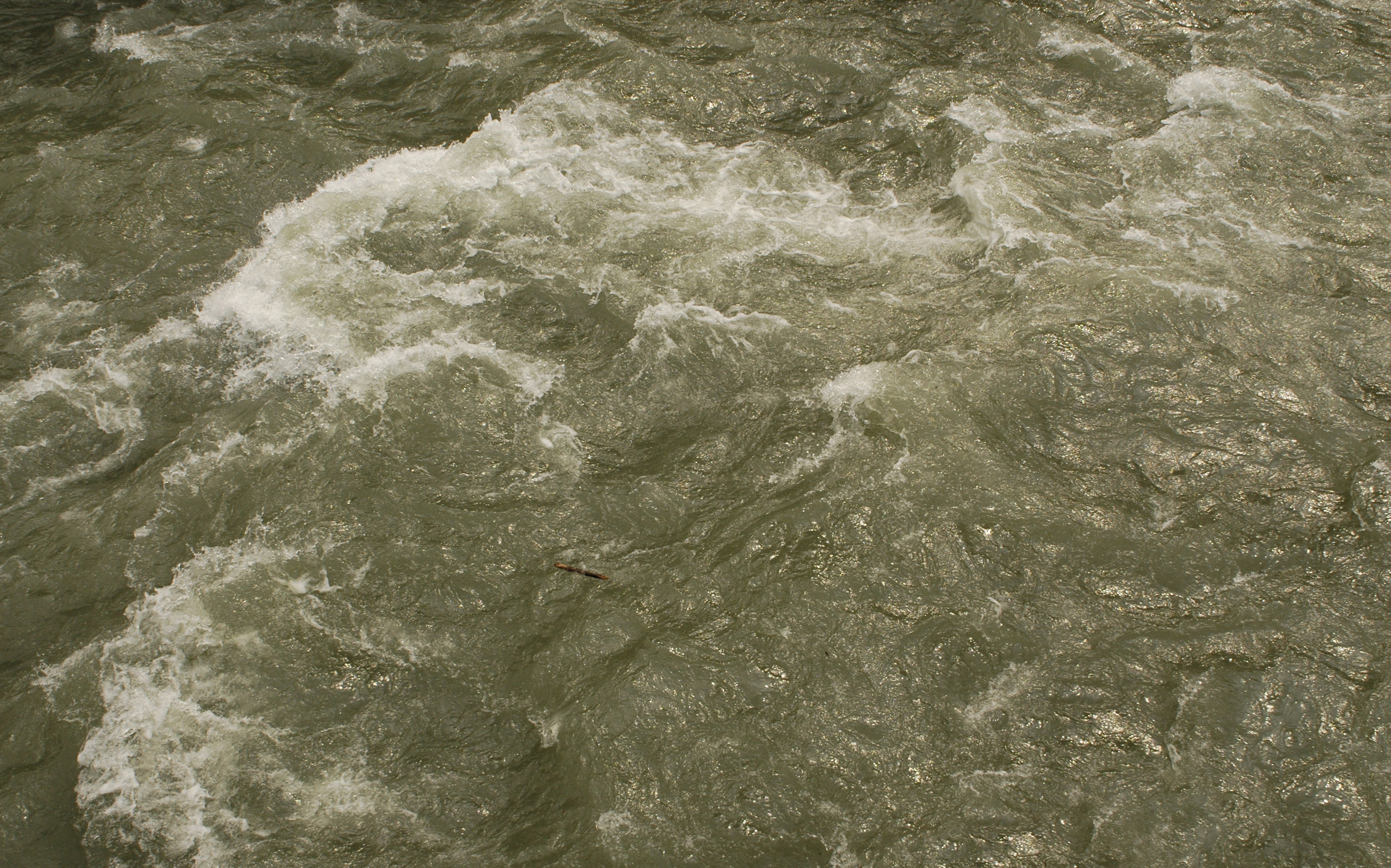 Река грей. Вода сверху. Вода река. Текстура реки бесшовная. Грязная вода текстура.