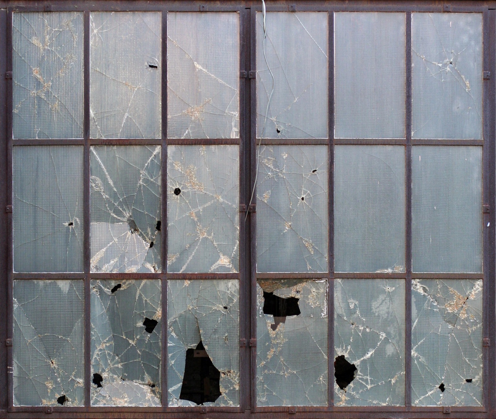 Разбил окно звук. Разбитое окно текстура. Текстура окна. Грязное окно. Текстура сломанного окна.